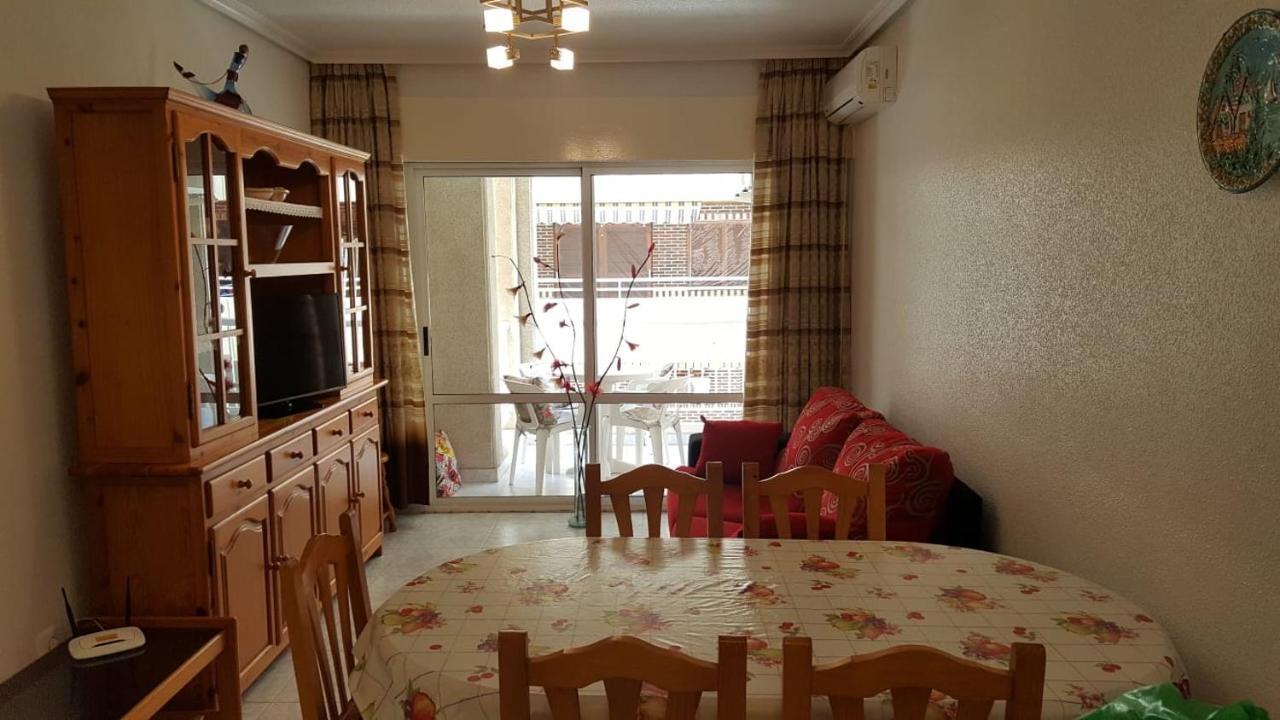Apartment Calle Beniajan Torrevieja Eksteriør billede